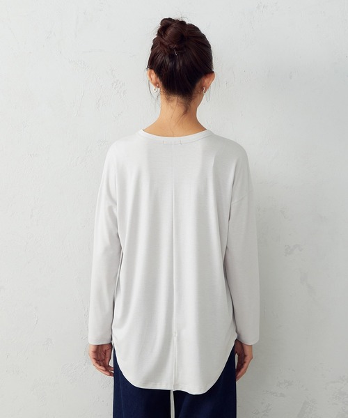 COMME CA ISM(コムサイズム)の「スリット入り 長袖Tシャツ(Tシャツ/カットソー・レディース・ホワイト/ライトグレー・MEDIUM/LARGE)」の8枚目の写真