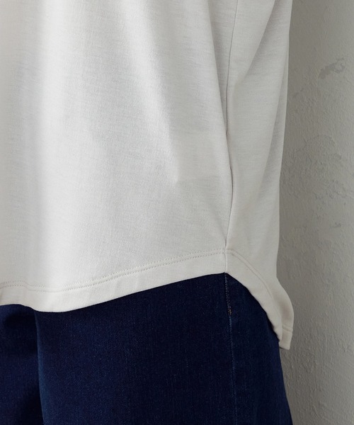 COMME CA ISM(コムサイズム)の「スリット入り 長袖Tシャツ(Tシャツ/カットソー・レディース・ホワイト/ライトグレー・MEDIUM/LARGE)」の11枚目の写真