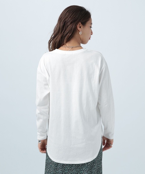 BAYFLOW（ベイフロー）の「インナーラウンドロングＴ（Tシャツ/カットソー・レディース・オフホワイト・FREE）」の8枚目の写真