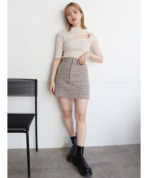 MURUA(ムルーア)の「変形ネックハーフニット(ニット/セーター・レディース・アイボリー/ブラック/ネイビー/ベージュ・FREE)」の12枚目の写真