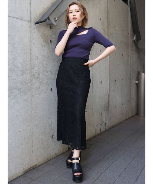 MURUA(ムルーア)の「変形ネックハーフニット(ニット/セーター・レディース・アイボリー/ブラック/ネイビー/ベージュ・FREE)」の21枚目の写真