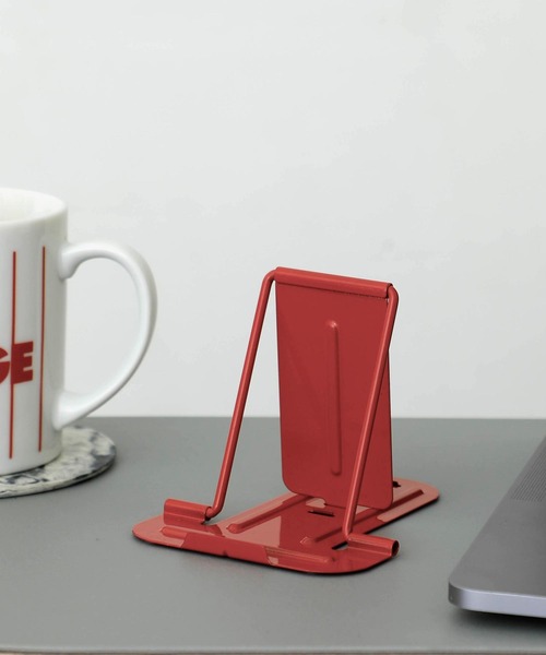 HIGHTIDE（ハイタイド）の「ガジェットレスト スマホ タブレット 折りたたみスタンド（スマホグッズ・レディース・ホワイト/ブラック/ベージュ/グレー/レッド/カーキ/ミント・FREE）」の7枚目の写真