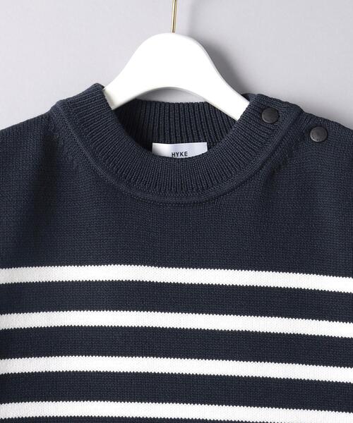 HYKE(ハイク)の「<HYKE(ハイク)>STRIPED CROP ニット ■■■(ニット/セーター・レディース・ネイビー・FREE)」の10枚目の写真