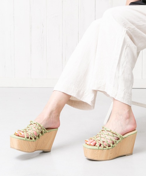 attagirl(アタガール)の「厚底メッシュミュールサンダル(サンダル・レディース・アイボリー/ブラック/カーキ・M/S/LL/L)」の3枚目の写真