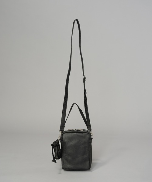 MAISON SPECIAL(メゾンスペシャル)の「《UNISEX》Leather Mini Pouch With Drawstring Charm/巾着チャーム付きレザーミニポーチ【MAISON SPECIAL/メゾンスペシャル】(ショルダーバッグ・メンズ・ホワイト/ブラック/グリーン/ブルー/シルバー/ゴールド/ダークグリーン/パープル/オフホワイト/ターコイズブルー/グレイッシュベージュ/その他1/ダークブラック・FREE)」の19枚目の写真