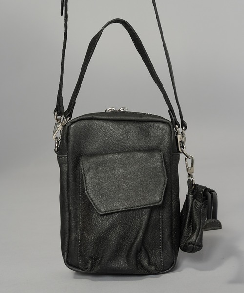MAISON SPECIAL(メゾンスペシャル)の「《UNISEX》Leather Mini Pouch With Drawstring Charm/巾着チャーム付きレザーミニポーチ【MAISON SPECIAL/メゾンスペシャル】(ショルダーバッグ・メンズ・ホワイト/ブラック/グリーン/ブルー/シルバー/ゴールド/ダークグリーン/パープル/オフホワイト/ターコイズブルー/グレイッシュベージュ/その他1/ダークブラック・FREE)」の18枚目の写真