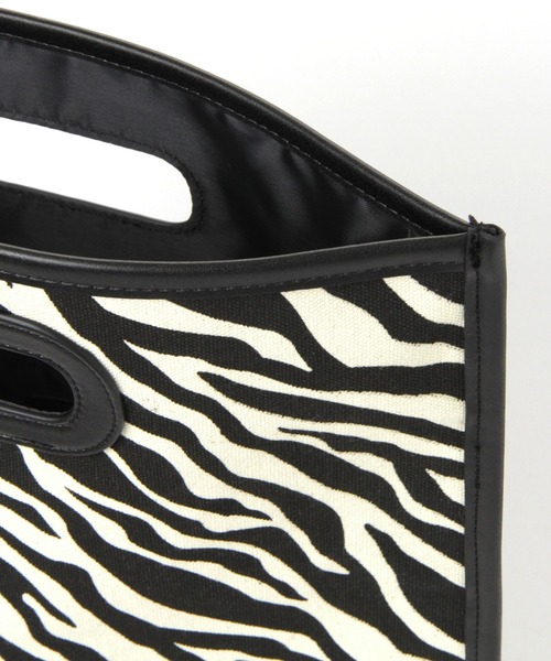 LEPSIM(レプシィム)の「アニマルキャンバス2WAYバッグ 282332(トートバッグ・レディース・ゼブラ/レオパード・ONE SIZE)」の17枚目の写真