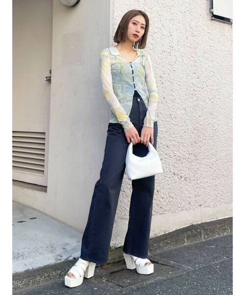 EMODA（エモダ）の「シアーフィットシャツトップ（シャツ/ブラウス・レディース・ライム/その他/ブラック・FREE）」の19枚目の写真