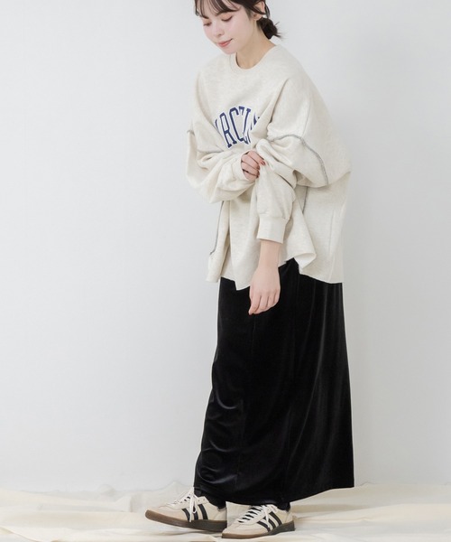 HEILIS(ヘイリス)の「【大人気!HIT ITEM!】《hideka select》裏起毛ビックサイズロゴスウェット / 秋服 冬服 ノームコア 韓国 ルーズ オーバーサイズ プリント ワンポイント スウェット トレーナー プルオーバー 長袖 保温 グレー ブラック チャコール オートミール ネイビー 黒(スウェット・レディース・チャコールグレー/ライトグレー/ブラック/ベージュ/ネイビー/グレー系その他/ブルー/オートミール/イエロー・FREE)」の20枚目の写真