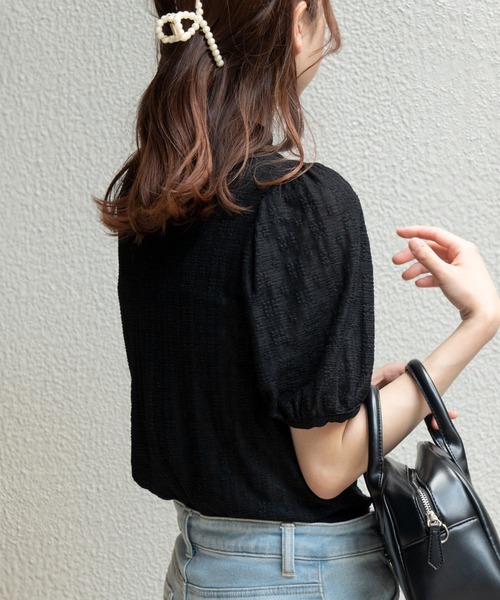 WEGO（ウィゴー）の「WEGO/パフスリーブレーストップス（Tシャツ/カットソー・レディース・ブラック/オフホワイト・FREE）」の13枚目の写真