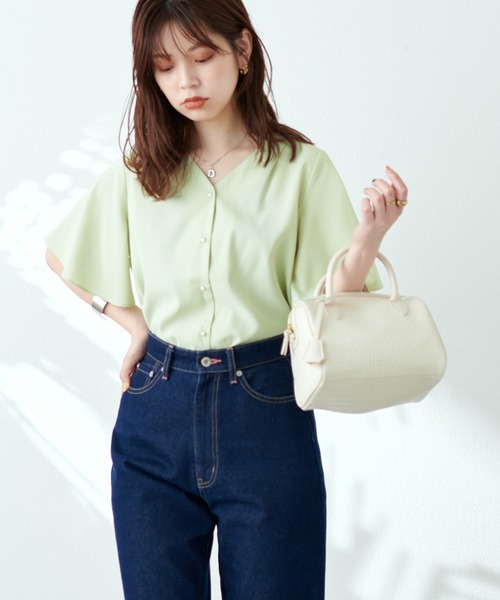 natural couture(ナチュラルクチュール)の「プチプラちびパールボタンフレア袖ブラウス(シャツ/ブラウス・レディース・ネイビー/オフホワイト/サックスブルー/ピンク/ミント/その他1/グレイッシュベージュ・FREE)」の21枚目の写真