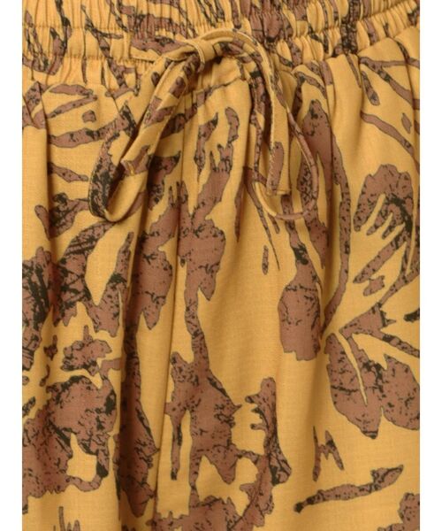 EVRIS(エヴリス)の「original flower ショートパンツ【セットアップ着用可能】(その他パンツ・レディース・ブラック/イエロー/グリーン・FREE)」の20枚目の写真