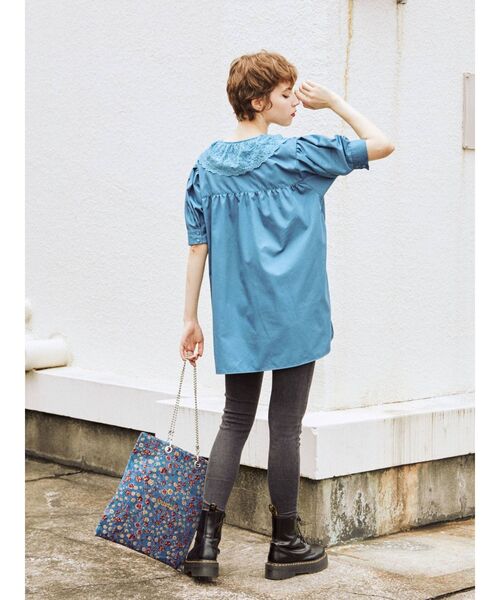 jouetie（ジュエティ）の「フリルチュニックブラウス（シャツ/ブラウス・レディース・オフホワイト/ブラック/レッド/ブルー・MEDIUM）」の8枚目の写真