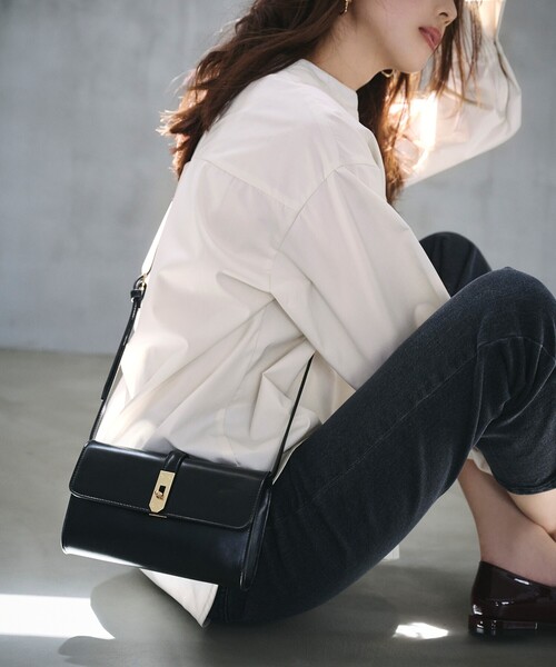 OPAQUE.CLIP（オペークドットクリップ）の「◆オーガニックコットンデニム　202 フレアパンツ【WEB限定サイズ】（デニムパンツ・レディース・チャコールグレー/ブルー/ダークネイビー・40/38/42/36/34）」の5枚目の写真