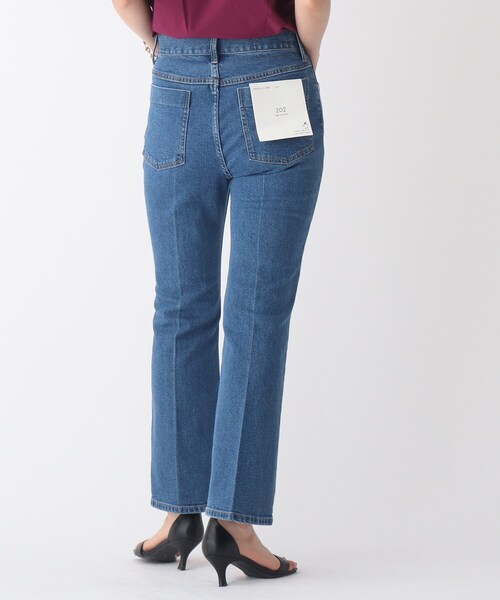 OPAQUE.CLIP（オペークドットクリップ）の「◆オーガニックコットンデニム　202 フレアパンツ【WEB限定サイズ】（デニムパンツ・レディース・チャコールグレー/ブルー/ダークネイビー・40/38/42/36/34）」の14枚目の写真