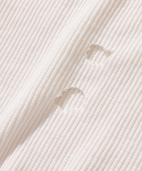 BEAMS(ビームス)の「BEAMS / ダメージ クルーネック サーマル(Tシャツ/カットソー・メンズ・ブラック/ホワイト・M/S/L/XL)」の11枚目の写真