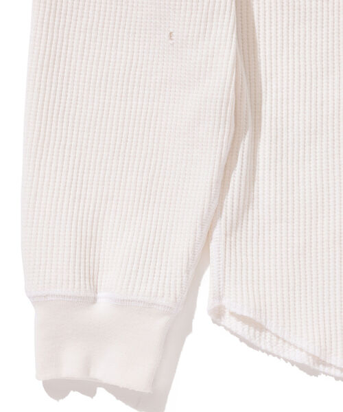 BEAMS(ビームス)の「BEAMS / ダメージ クルーネック サーマル(Tシャツ/カットソー・メンズ・ブラック/ホワイト・M/S/L/XL)」の12枚目の写真