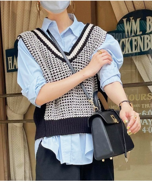 Meli rich（メリーリッチ）の「レトロ感溢れる。バイカラージャガードニットベスト（ベスト・レディース・ブラック/ブラウン/グリーン/オレンジ・MEDIUM）」の3枚目の写真