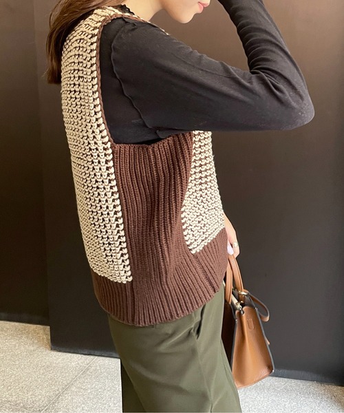 Meli rich（メリーリッチ）の「レトロ感溢れる。バイカラージャガード