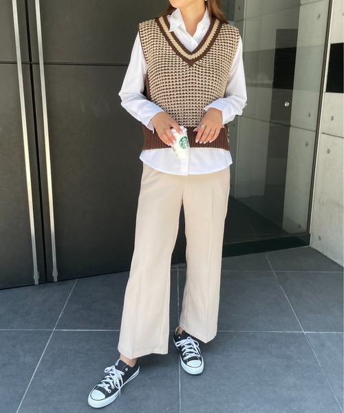 Meli rich（メリーリッチ）の「レトロ感溢れる。バイカラージャガードニットベスト（ベスト・レディース・ブラック/ブラウン/グリーン/オレンジ・MEDIUM）」の8枚目の写真