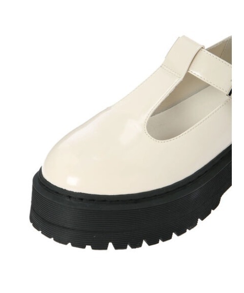 Green　Parks（グリーンパークス）の「Tストラップシューズ（パンプス・レディース・ブラック/アイボリー・M/XS/XL/L/S）」の5枚目の写真