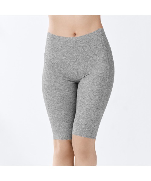 GUNZE（グンゼ）の「KIREILABO/キレイラボ 縫い目がなくてチクチクしにくい 5分丈ボトム オーガニックコットン（インナーウェア/肌着・レディース・ブラック/ピンク/ホワイト系その他/杢グレー・LARGE/MEDIUM/X-LARGE）」の3枚目の写真
