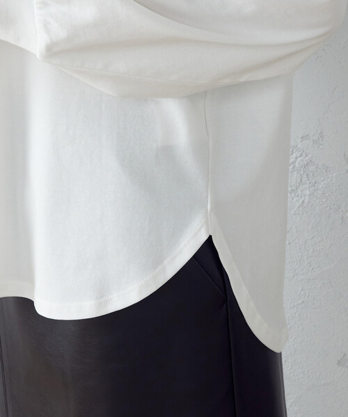 COMME CA ISM(コムサイズム)の「ボトルネック トップス(Tシャツ/カットソー・レディース・ホワイト/ブラック・MEDIUM/LARGE)」の12枚目の写真