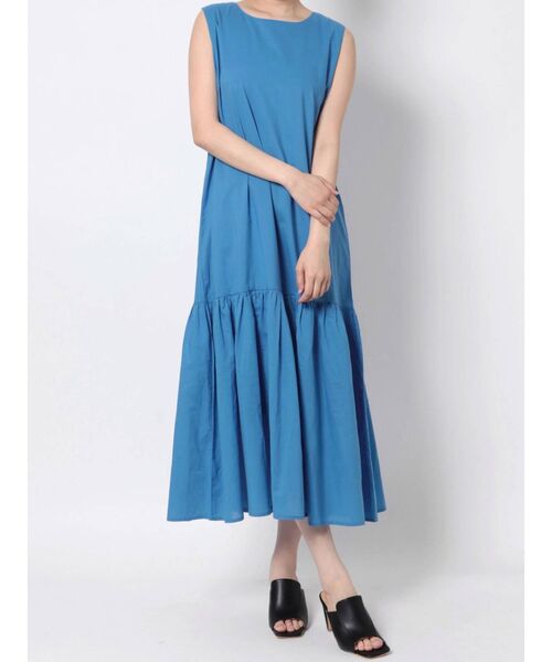 MURUA（ムルーア）の「スリットワンピース（ワンピース・レディース・ブルー/ブラウン/ブラック・FREE）」の3枚目の写真