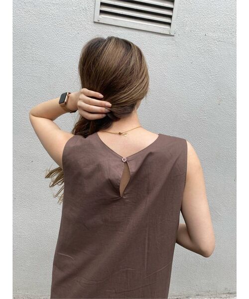 MURUA（ムルーア）の「スリットワンピース（ワンピース・レディース・ブルー/ブラウン/ブラック・FREE）」の6枚目の写真