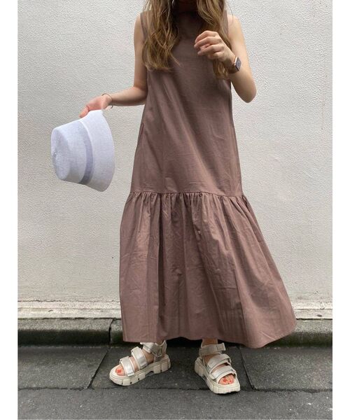 MURUA（ムルーア）の「スリットワンピース（ワンピース・レディース・ブルー/ブラウン/ブラック・FREE）」の7枚目の写真