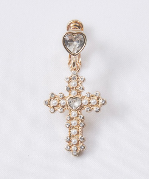 Mel cinna(メルシーナ)の「Mel cinna/cross heart earring(イヤリング・レディース・ゴールド・FREE)」の11枚目の写真