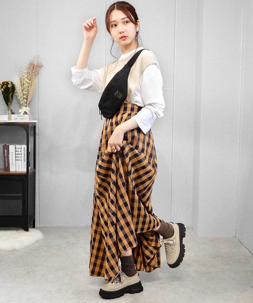 minia（ミニア）の「ボリュームソールトレッキングシューズ　◆（スニーカー・レディース・ブラック/ベージュ/キャメル・S/M/L）」の9枚目の写真