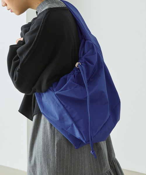 forksy.（フォルクシー）の「【forksy.】ワイドベルトビッグショルダーBAG（ショルダーバッグ・レディース・ホワイト/ブラック/オレンジ/ブルー/ライトカーキ・FREE）」の21枚目の写真
