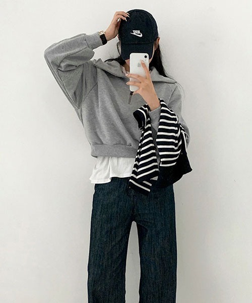 BEIDELLI（ベイデリー）の「[BELLIDE MADE] スタンダードハーフジップアップスウェットシャツ（スウェット・レディース・グレー系その他/オートミール/スカイブルー・FREE）」の14枚目の写真