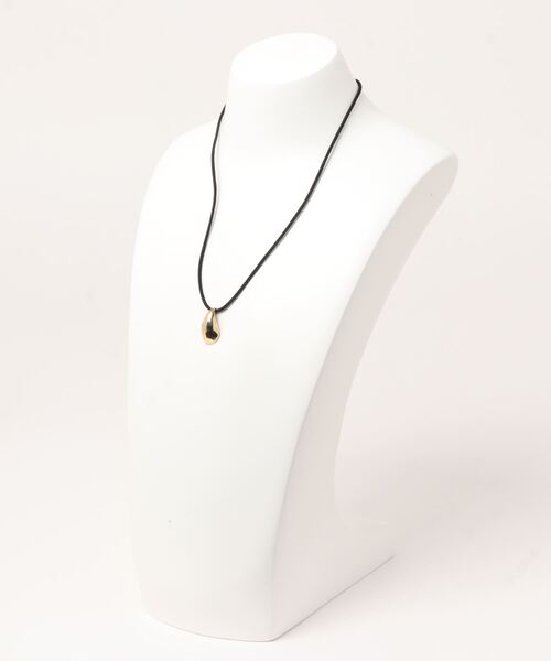 ETRE TOKYO(エトレトウキョウ)の「ARIANA BOUSSARD POD Necklace Brass(ネックレス・レディース・ゴールド・FREE)」の9枚目の写真
