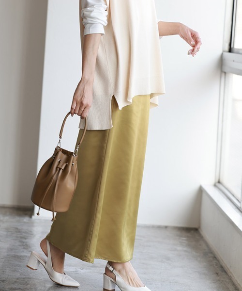 Pierrot（ピエロ）の「巾着ハンドバッグ（ショルダーバッグ・レディース・アイボリー/ベージュ系その他/シャンパン・FREE）」の3枚目の写真