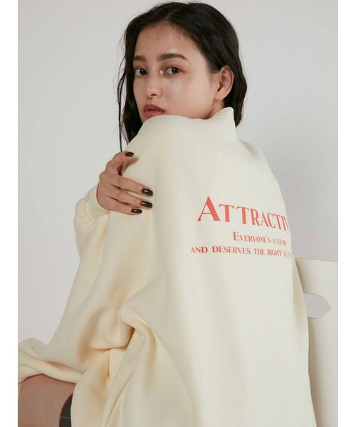 MURUA(ムルーア)の「ATTRACTIVEスウェット(スウェット・レディース・アイボリー/ダークグレー・FREE)」の12枚目の写真