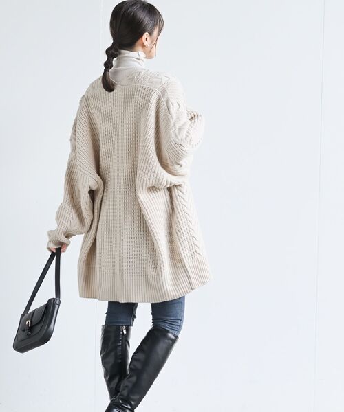 rps（アールピーエス）の「ケーブルロングニットカーディガン（カーディガン/ボレロ・レディース・ブラック/アイボリー/ベージュ・M/フリー）」の6枚目の写真