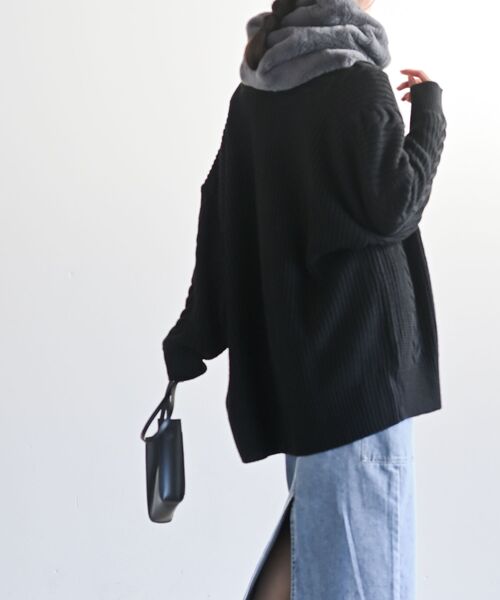 rps（アールピーエス）の「ケーブルロングニットカーディガン（カーディガン/ボレロ・レディース・ブラック/アイボリー/ベージュ・M/フリー）」の15枚目の写真