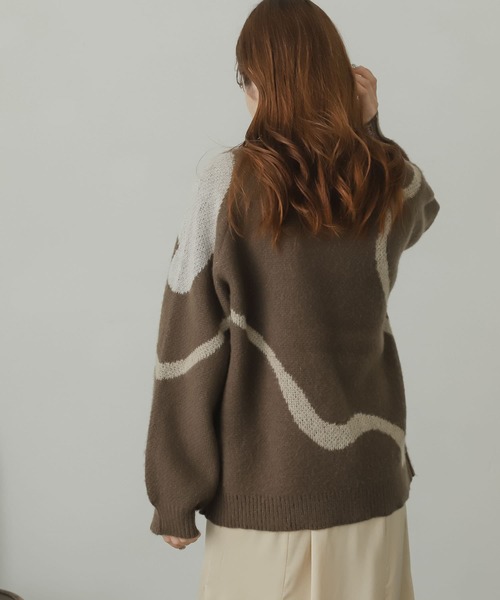SENSE OF PLACE by URBAN RESEARCH（センスオブプレイスバイアーバンリサーチ）の「ニュアンスラインセーター（ニット/セーター・レディース・ネイビー/ブラウン/アイボリー・ONE）」の13枚目の写真