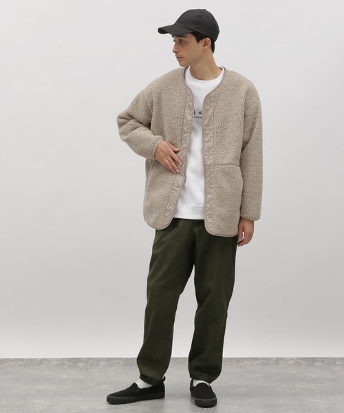 LAKOLE(ラコレ)の「【PARK】3モチーフ刺繍プルオーバー / 168069(スウェット・メンズ・オリーブ/マスタード/ホワイト/ネイビー・MEDIUM/LARGE/X-LARGE)」の17枚目の写真