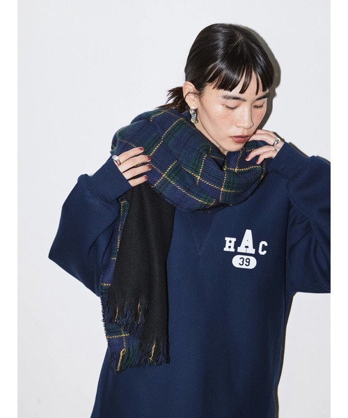 AMERICAN HOLIC（アメリカンホリック）の「チェック×ソリッドリバーシブルマフラー（ストール/ショール・レディース・ネイビー/ベージュ・FREE）」の14枚目の写真
