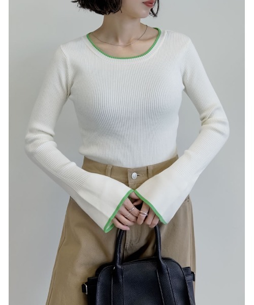 heve ペタルニット アイボリー リブ編み フレアスリーブ 半袖トップス heve ペタルニット アイボリー リブ編み フレアスリーブ 半袖トップス