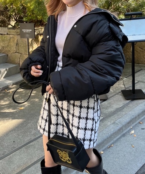 one after another NICE CLAUP（ワンアフターアナザーナイスクラップ）の「手元を華やかに見せる。ベルスリーブハイネックニット（ニット/セーター・レディース・アイボリー/ブラック/ラベンダー/ベージュ・FREE）」の15枚目の写真