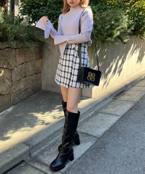 one after another NICE CLAUP（ワンアフターアナザーナイスクラップ）の「手元を華やかに見せる。ベルスリーブハイネックニット（ニット/セーター・レディース・アイボリー/ブラック/ラベンダー/ベージュ・FREE）」の17枚目の写真