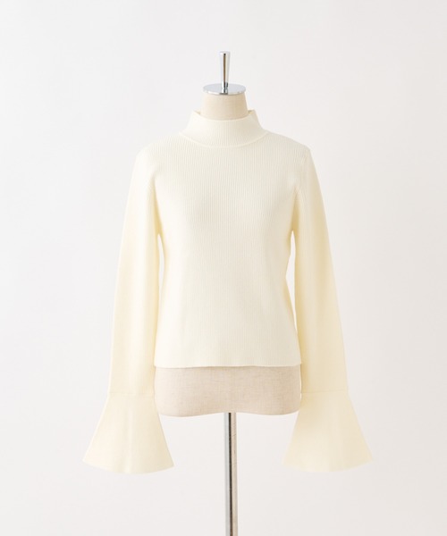 one after another NICE CLAUP（ワンアフターアナザーナイスクラップ）の「手元を華やかに見せる。ベルスリーブハイネックニット（ニット/セーター・レディース・アイボリー/ブラック/ラベンダー/ベージュ・FREE）」の22枚目の写真