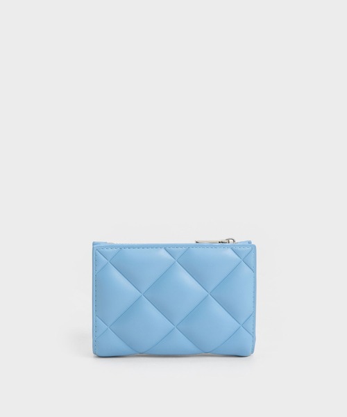CHARLES & KEITH(チャールズ & キース)の「Gemma ジェマ キルトカードホルダー(財布・レディース・ライトブルー/ブラウン系その他6/ホワイト/ブラック・XXS)」の4枚目の写真