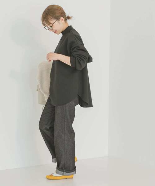 ITEMS URBANRESEARCH（アイテムズ アーバンリサーチ）の「ライトダンボールハイネックトップス（Tシャツ/カットソー・レディース・グレー系その他/ブラック/ブラウン/ホワイト・FREE）」の16枚目の写真