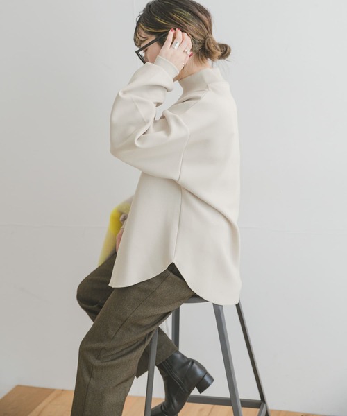 ITEMS URBANRESEARCH（アイテムズ アーバンリサーチ）の「ライトダンボールハイネックトップス（Tシャツ/カットソー・レディース・グレー系その他/ブラック/ブラウン/ホワイト・FREE）」の18枚目の写真