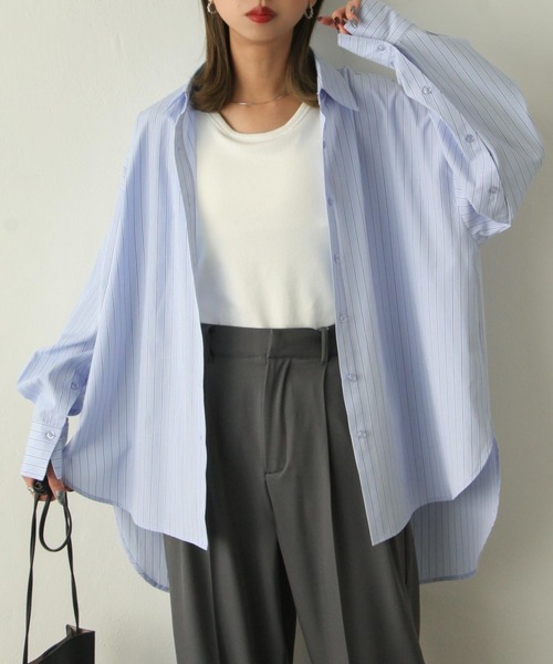 Chillfar（チルファー）の「袖口スリットストライプシャツ（シャツ/ブラウス・レディース・ブルー/ピンク/ネイビー・MEDIUM/LARGE）」の4枚目の写真